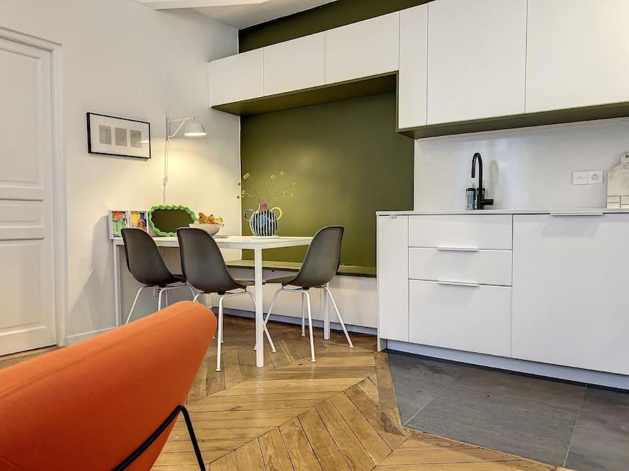 Art Bougee Montmartre Apartment