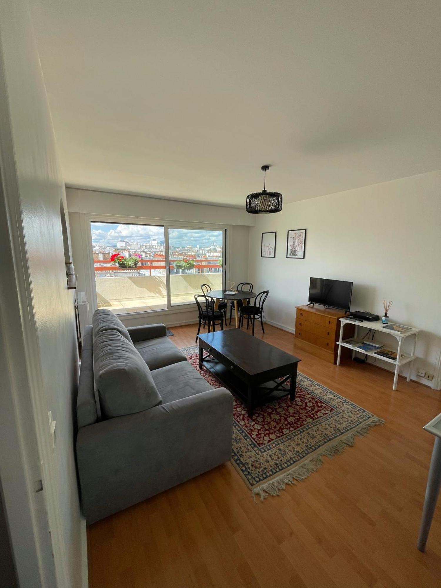 Apartamento F8 - Terrace Paris's View, Eiffel Tower Area Paris