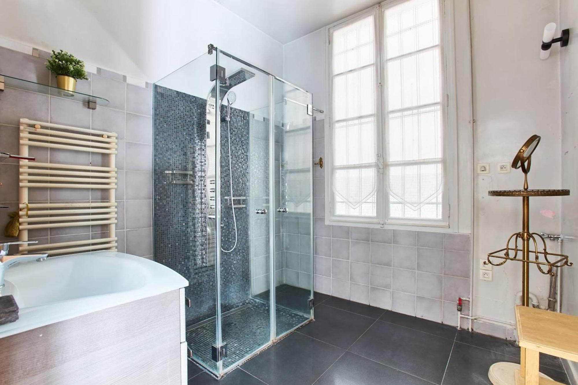 Madeleine & Palais Garnier - 2br - Cityapartmentstay