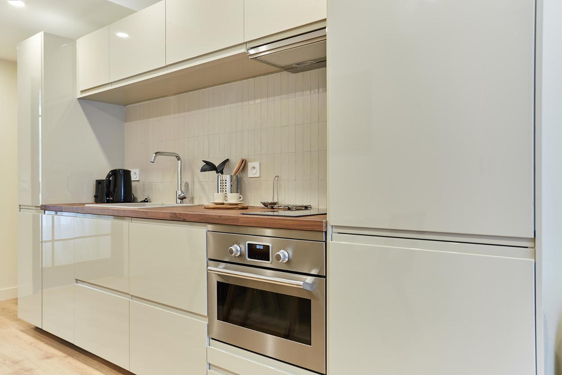 Apartment Centre De By Studioprestige *