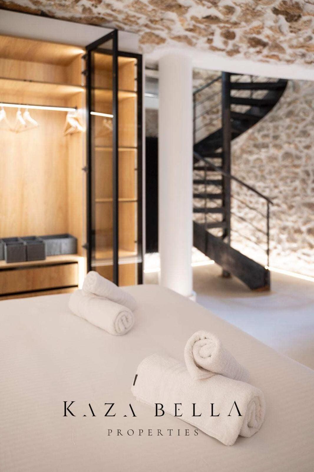Kaza Bella - Marais Modern Flat With Small Pool Paris