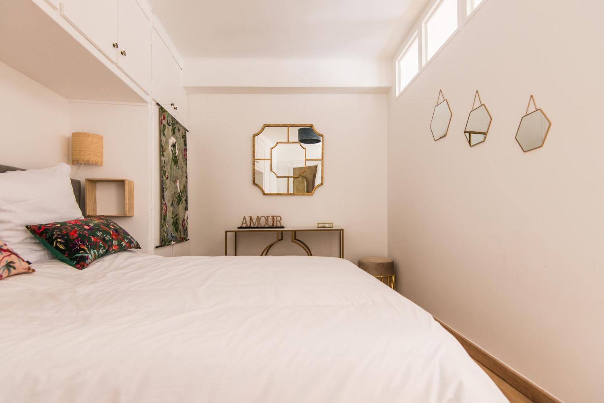 Apartment Luxury Art Deco Elegant Escape By Eiffel Tower Paris