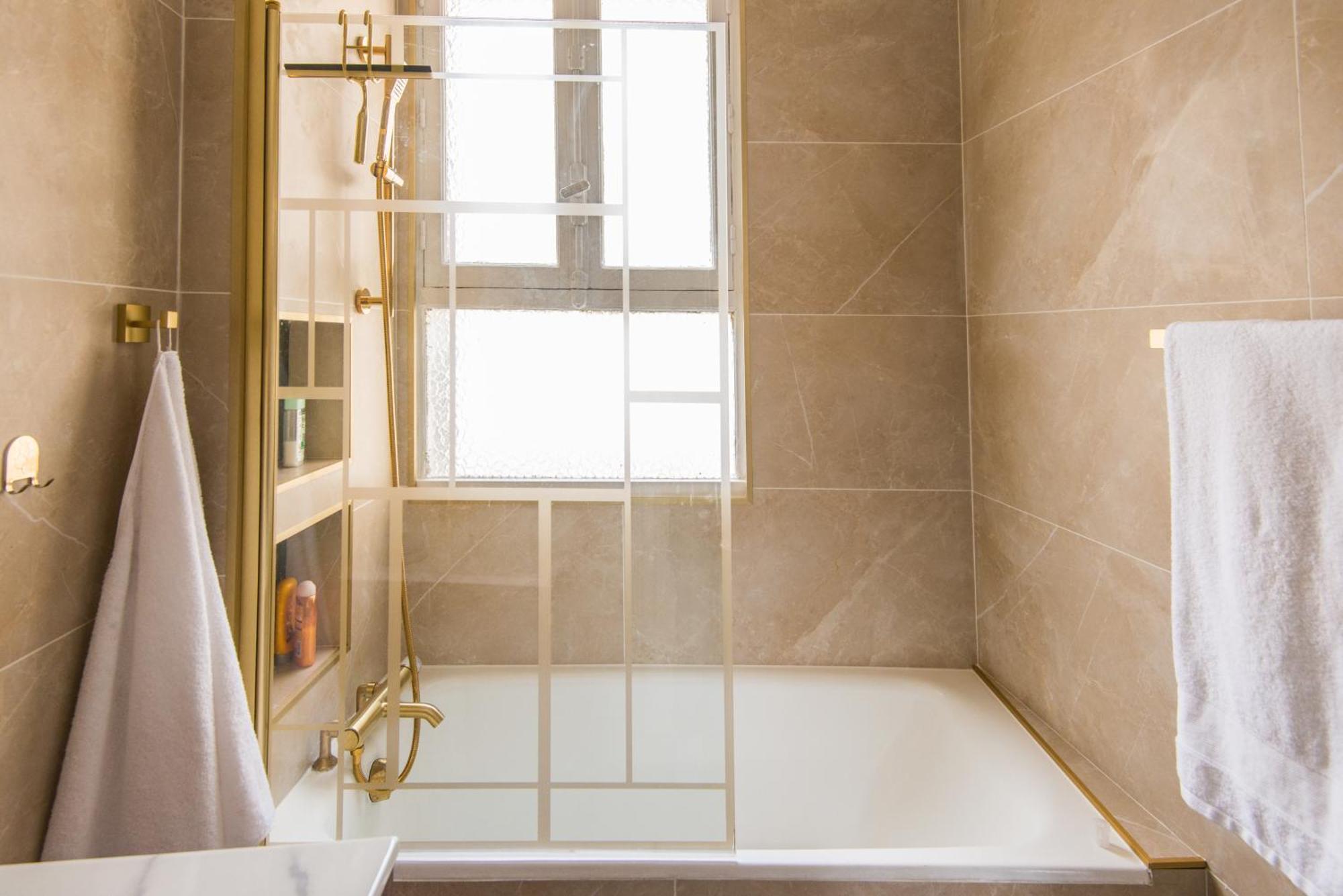 Apartment Luxury Art Deco Elegant Escape By Eiffel Tower