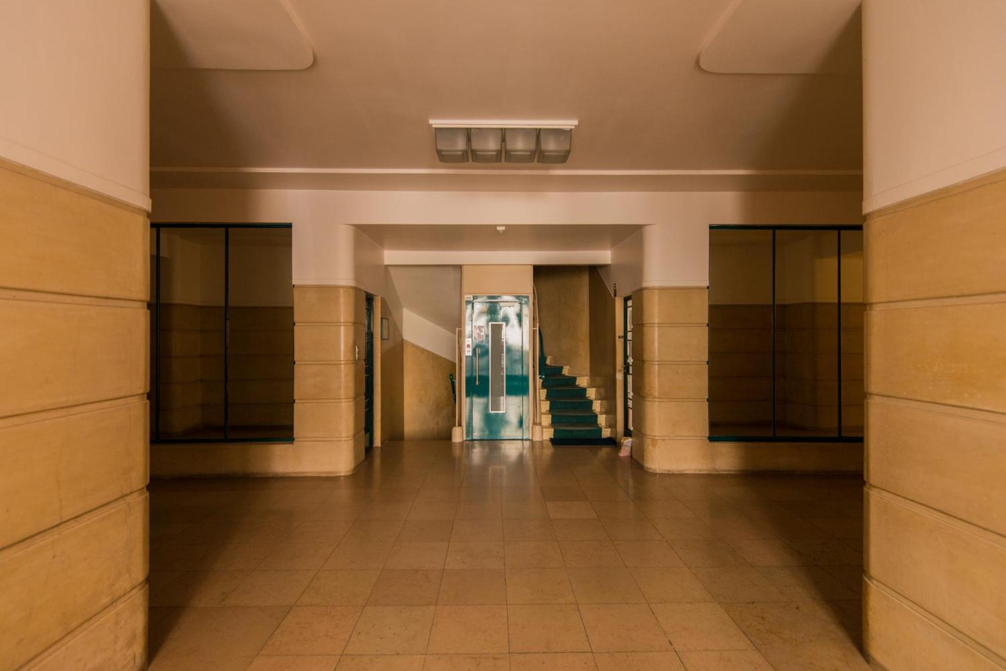 Luxury Art Deco Elegant Escape By Eiffel Tower * Paris