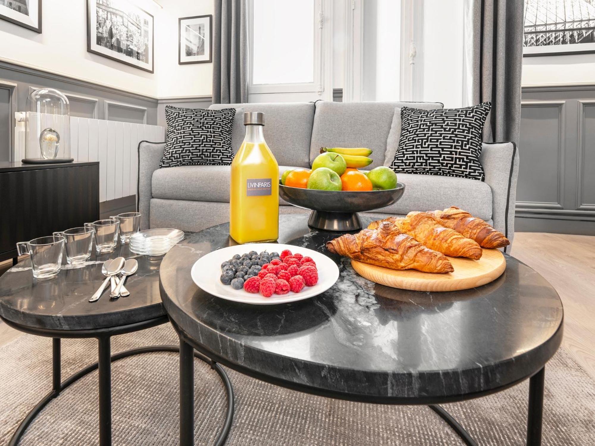 Livinparis - Luxury A/c 4 Bedrooms Auteuil Eiffel Tower Apartment