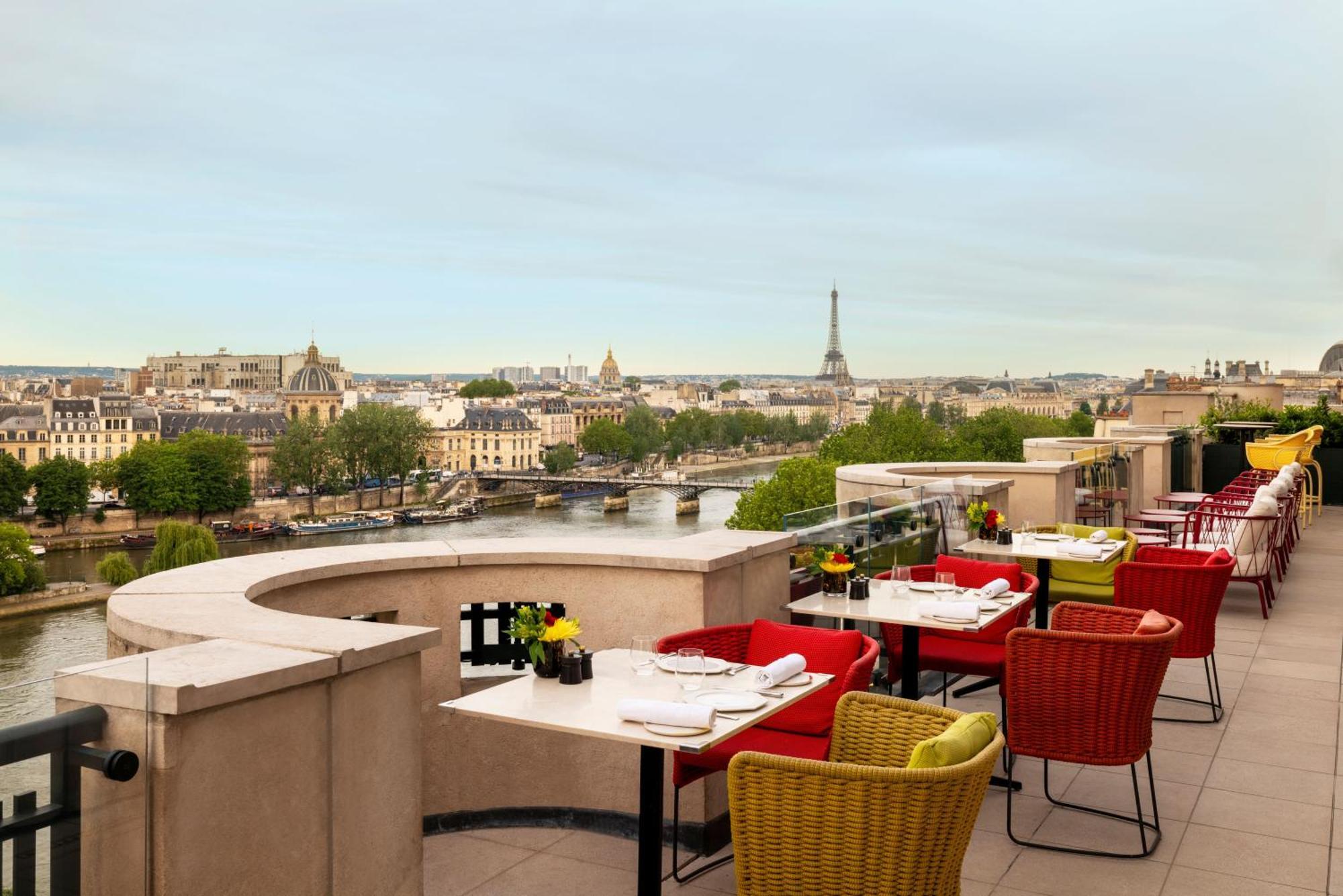 Cheval Blanc & Dior Cheval Blanc Paris
