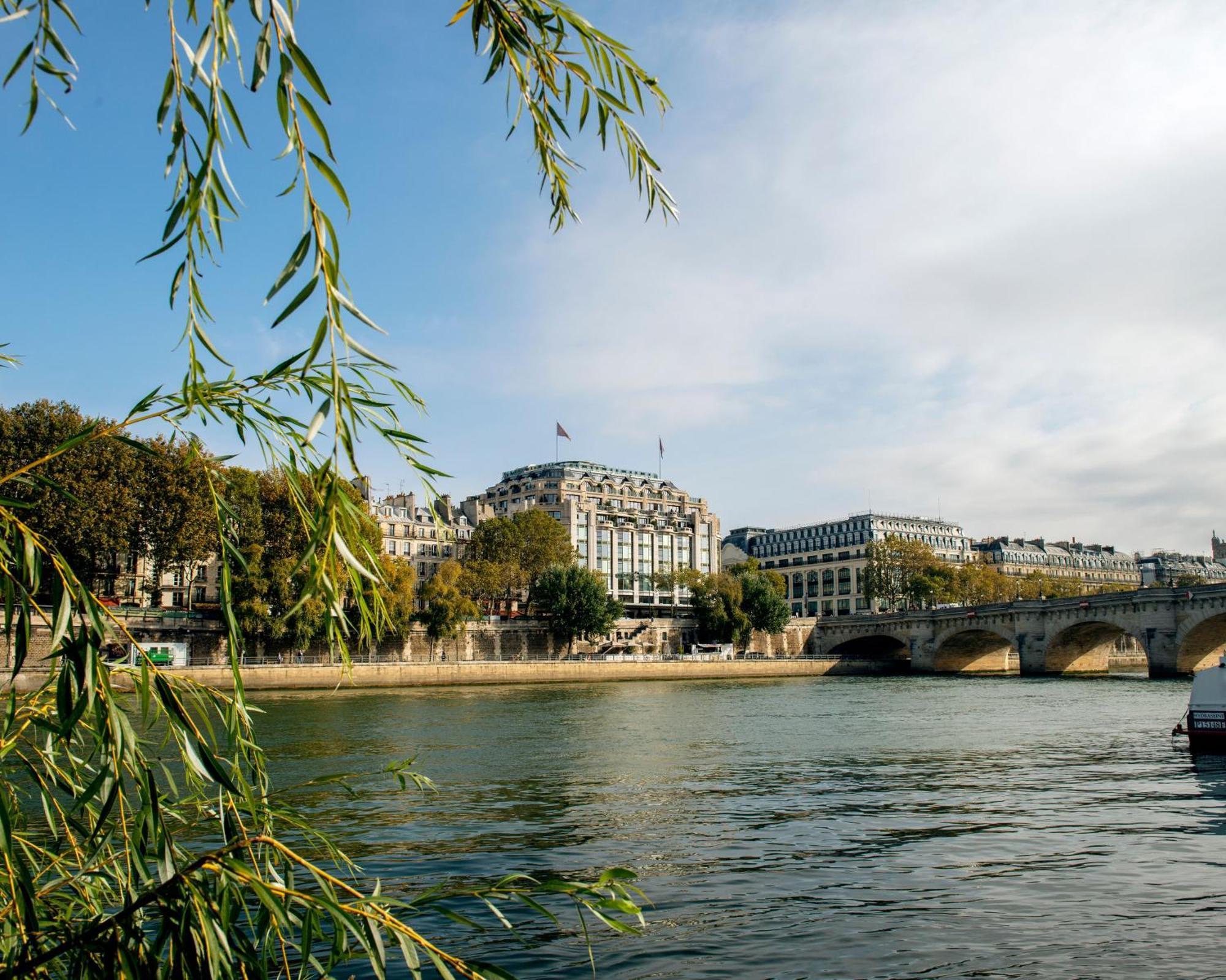 Cheval Blanc & Dior Cheval Blanc 5* Paris