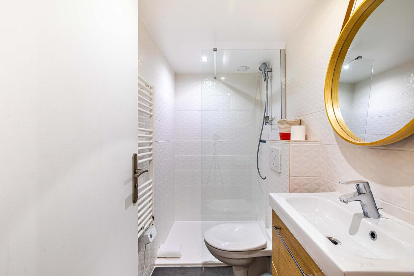Guestready - Duplex Original Dans Le 11e Arr. * Paris