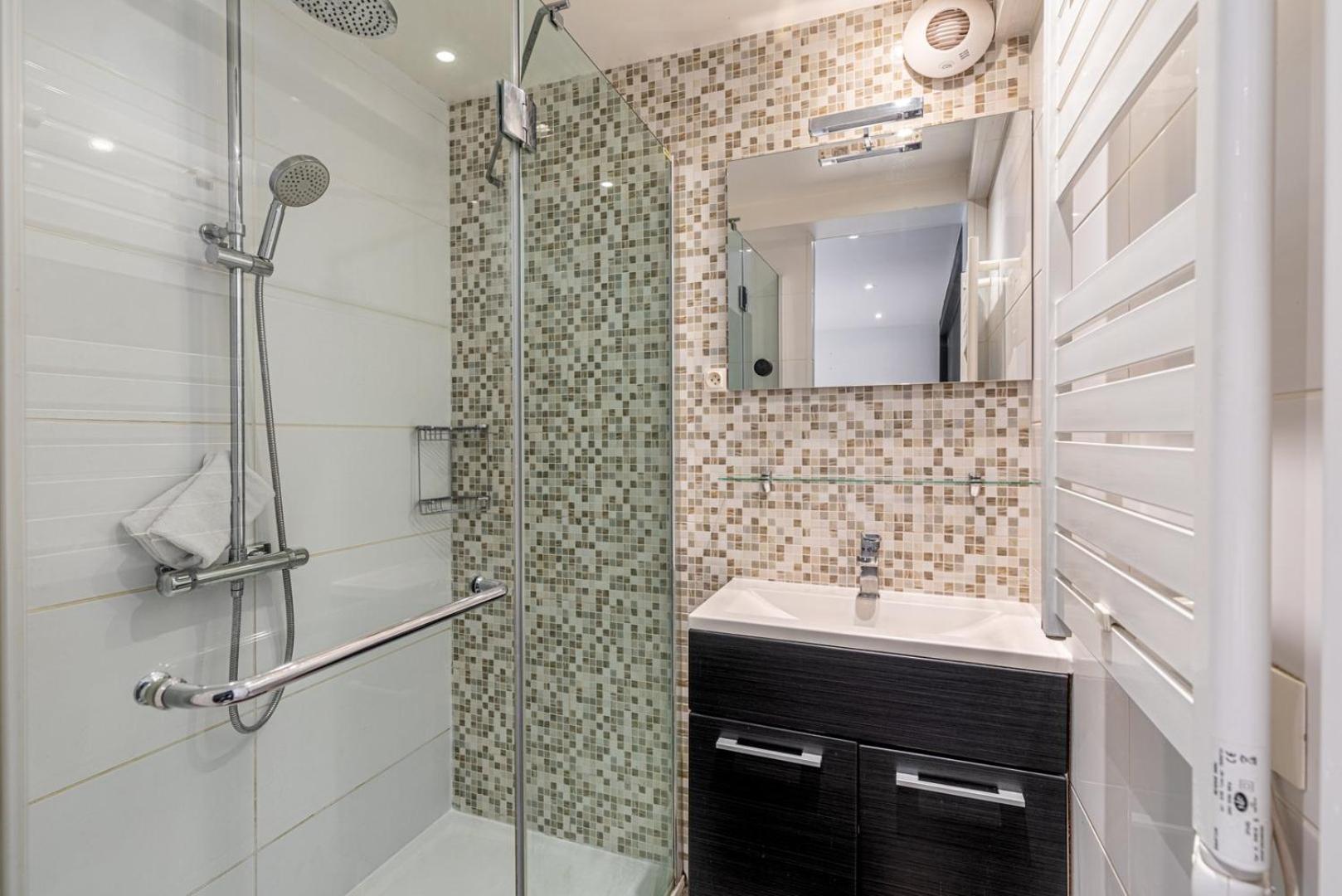 Apartment Guestready - Apto Parisiense Da Moda No 19º Arr.