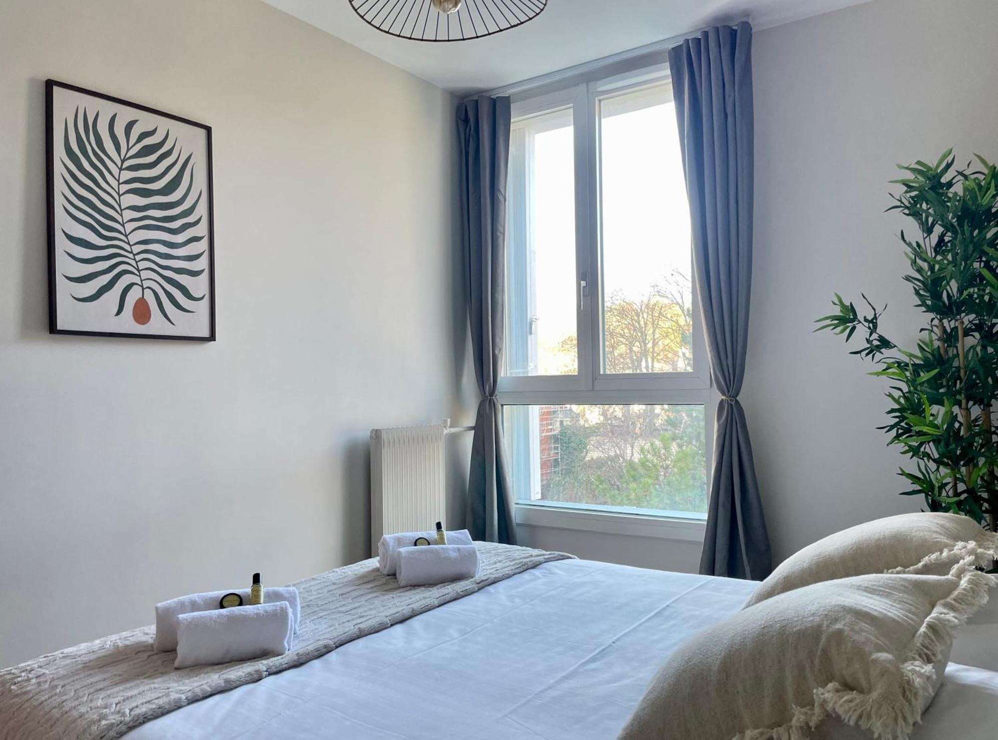 Apartment Luxurious & Spacious Flat In