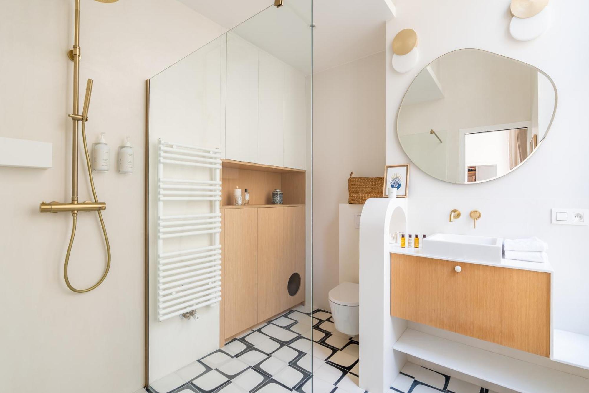 Apartment Veeve - Wondrous In White Paris