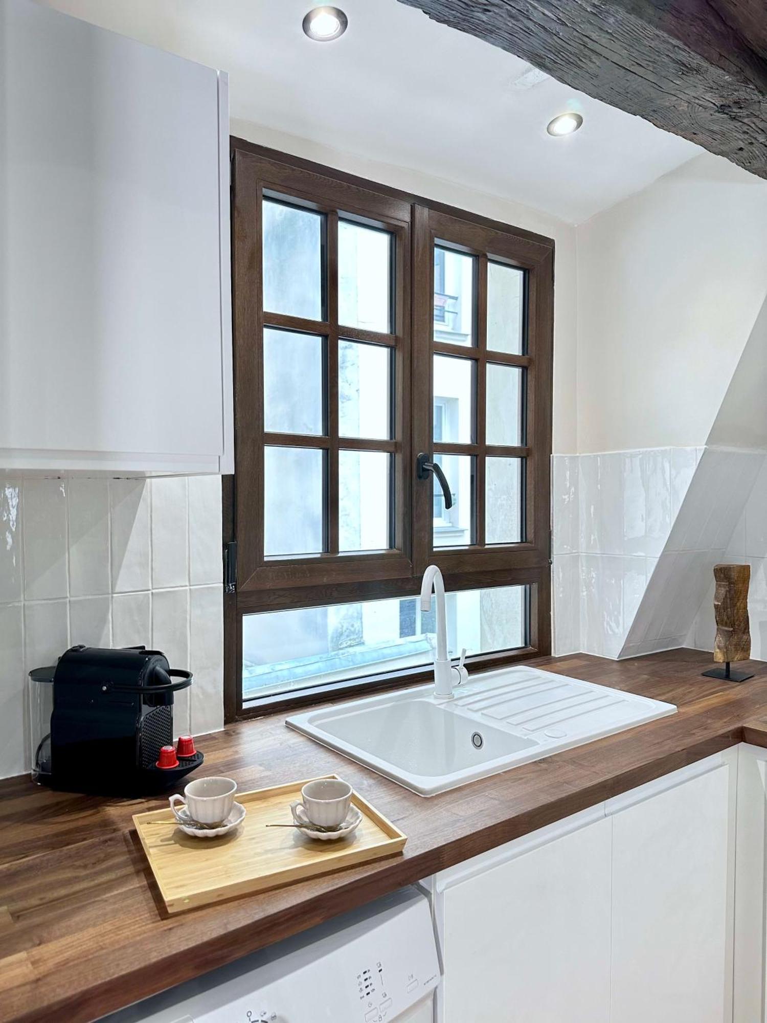 Le Marais' Finest Luxurious Apartment *