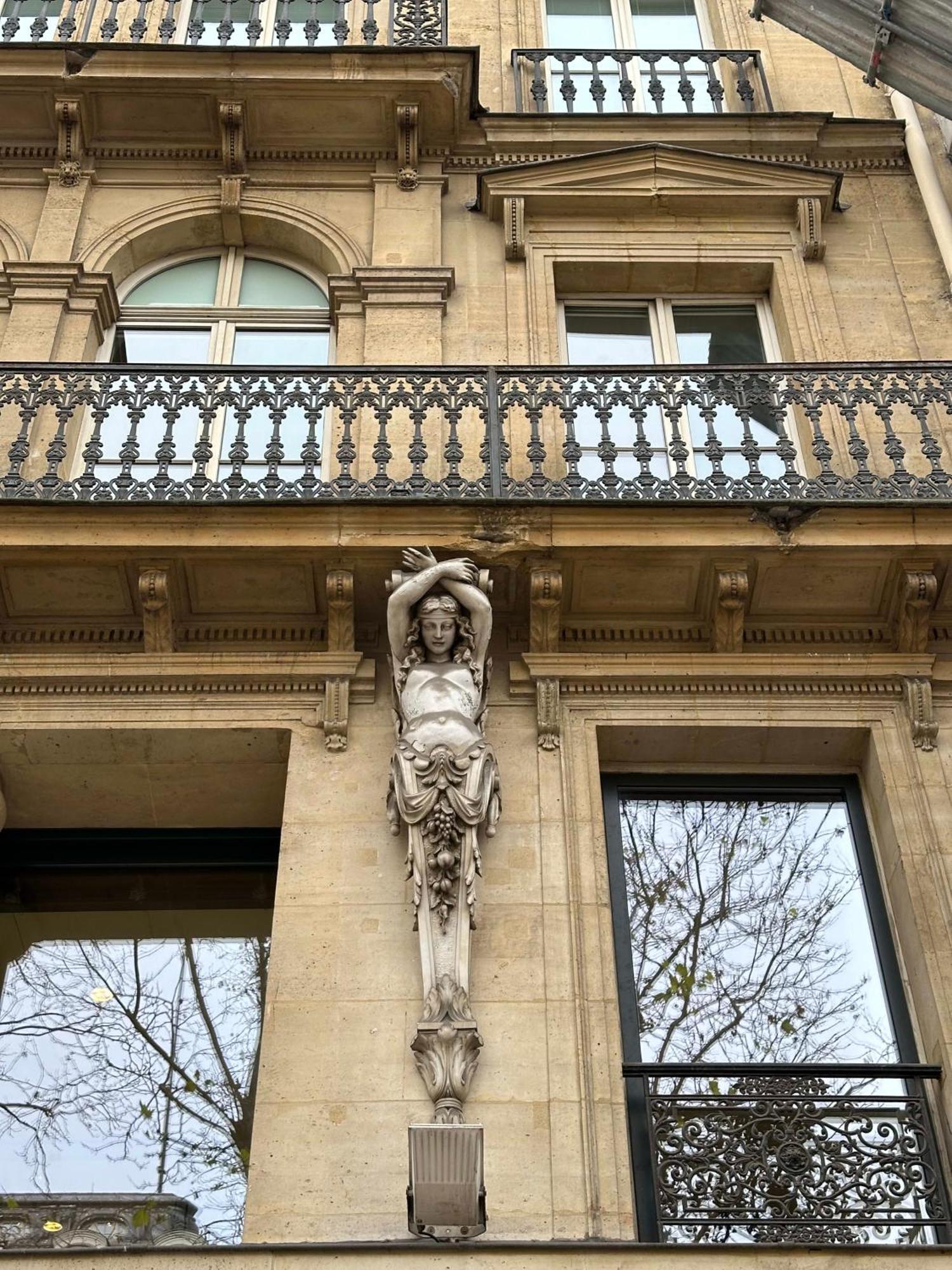 Saint-germain-des-pres Sumptuous Paris