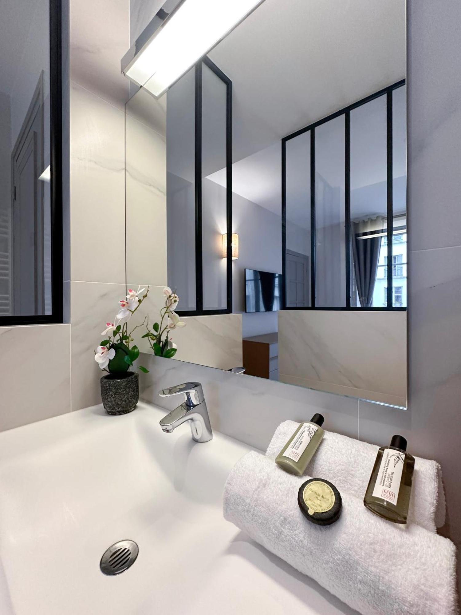 Apartment Saint-germain-des-pres Sumptuous *