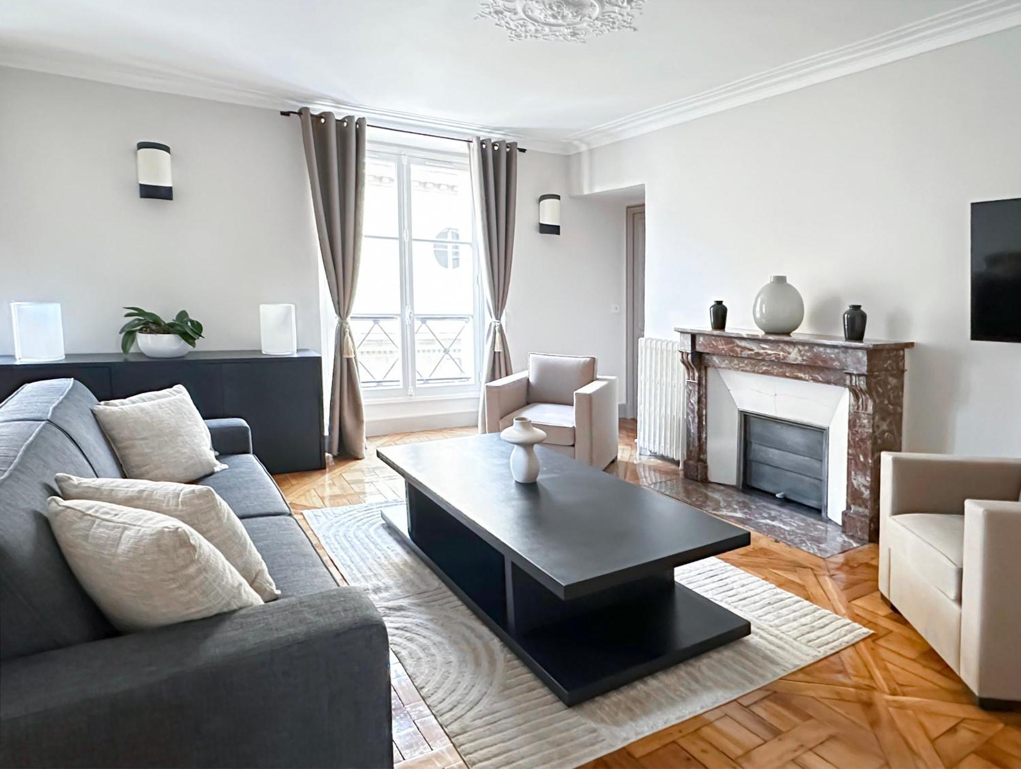 Apartment Saint-germain-des-pres Sumptuous Paris