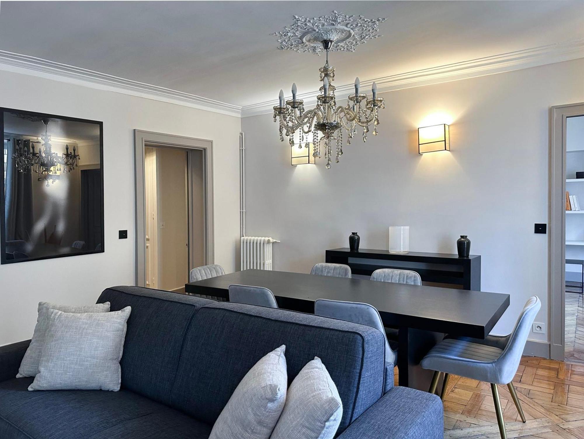 Saint-germain-des-pres Sumptuous