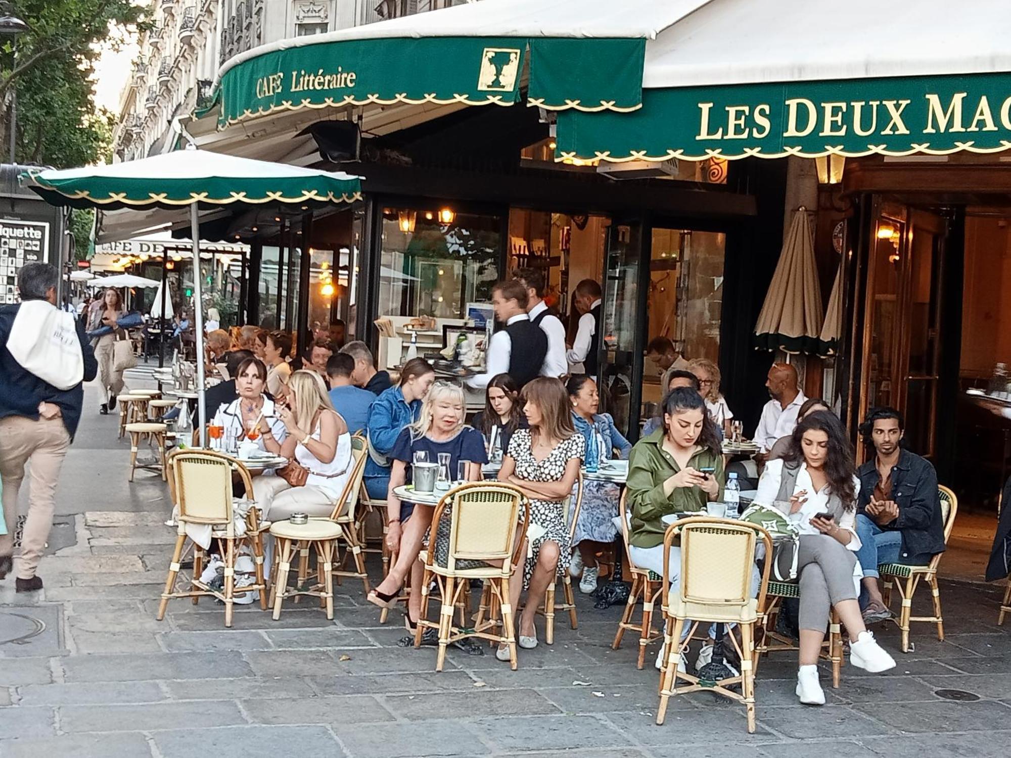 Center 6eme ,gare Montparnasse 1 Minute,5 Minute Eiffel Tour And Louvre Meusm Apartment