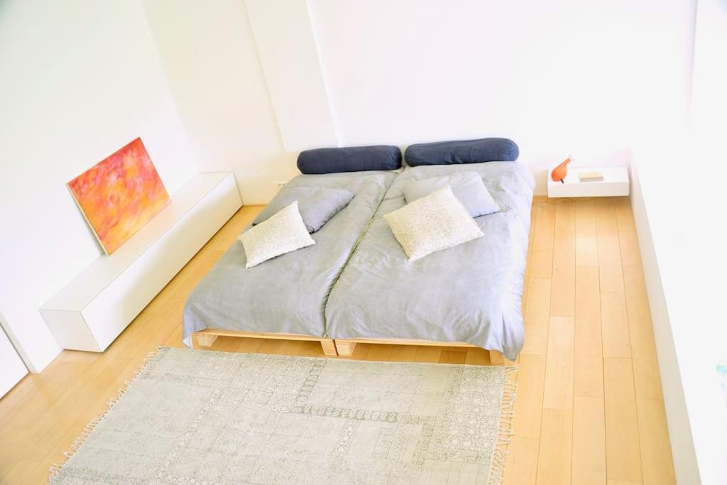 Spacious Loft In With Stunning View Apartment *