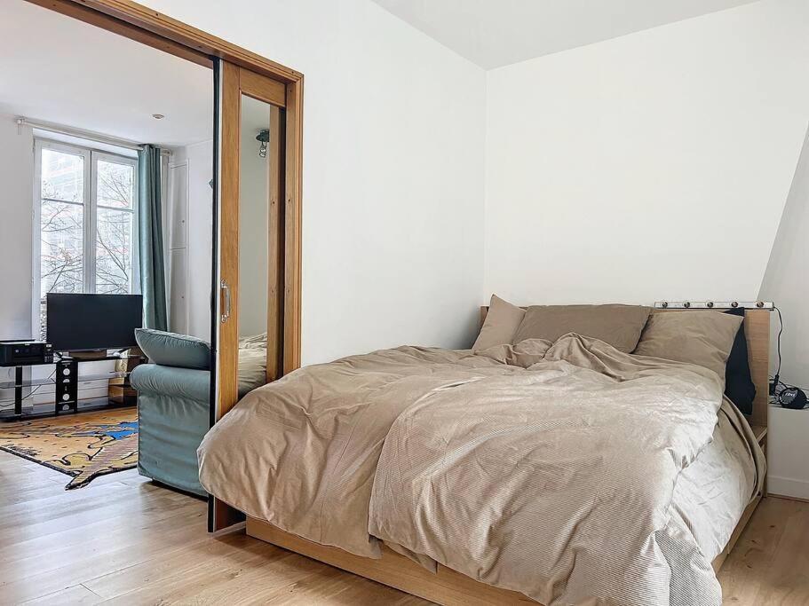 Apartment Contemporain Au Coeur De Paris