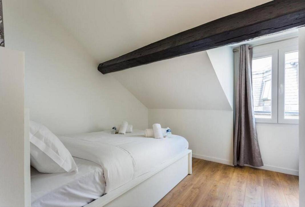 Grands Boulevards 5d Apartment
