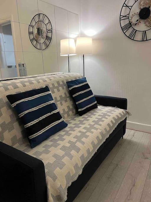T2 Cosy Et Lumineux Au Coeur De Paris12 Apartamento
