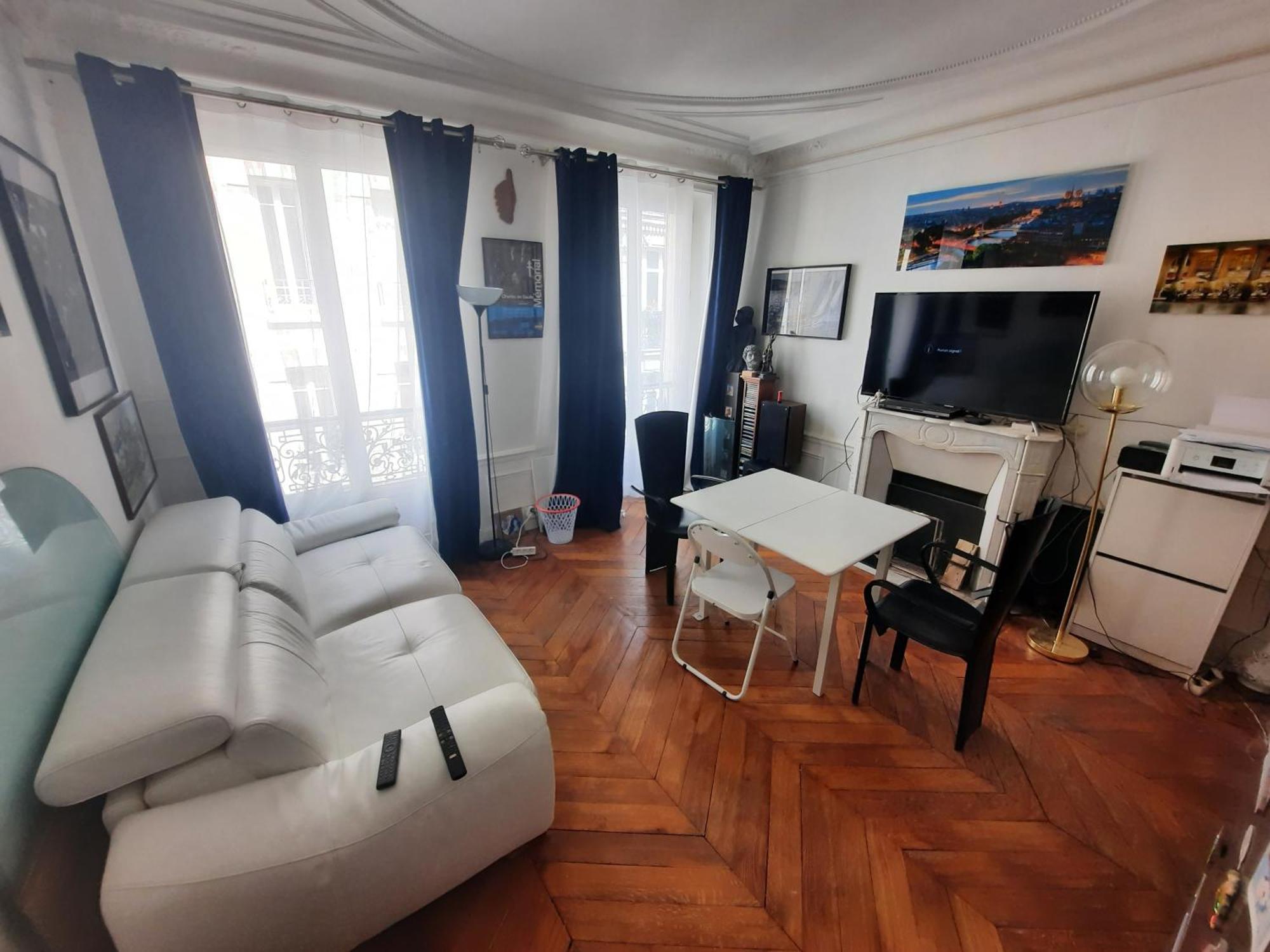 Familial Dans Le 16e * Paris