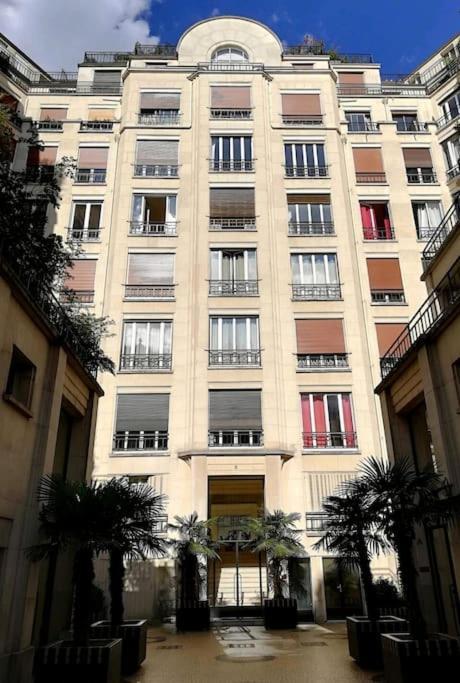 Apartment Terrasse Champs De Mars Tour Eiffel *