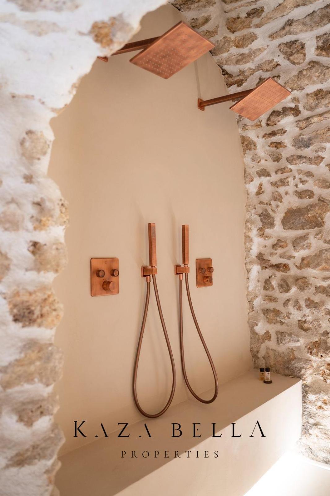 Kaza Bella - Marais Modern Flat With Small Pool Apartment