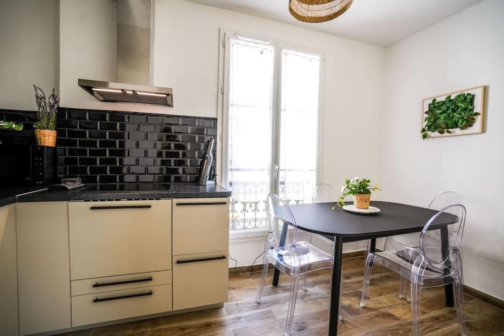 Tranquil Retreat In The 16th Arrondissement *