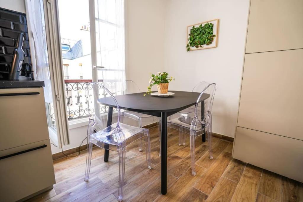 Tranquil Retreat In The 16th Arrondissement Paris