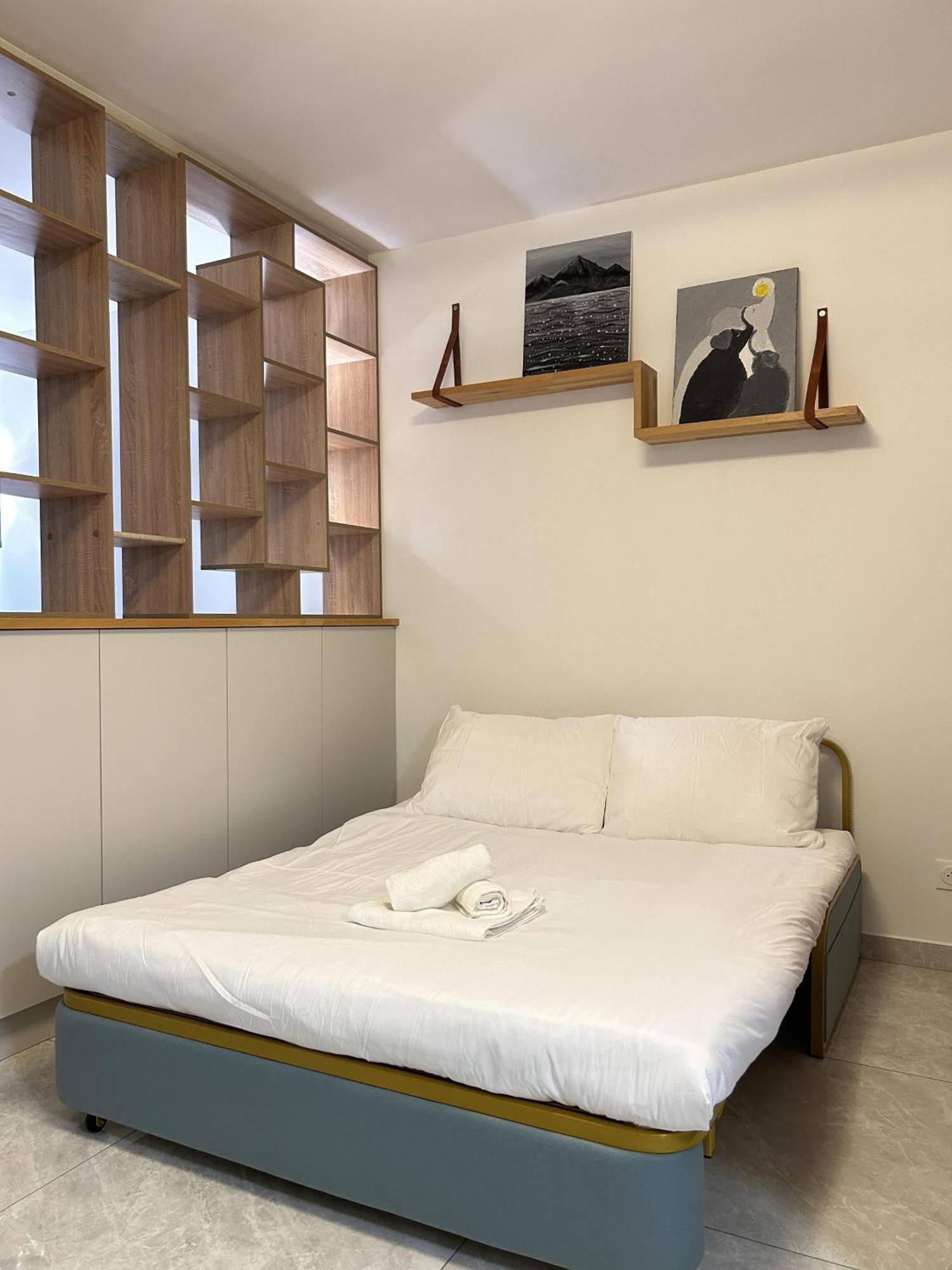 Elegant And Comfortable Studio Jouvenet Bed & Breakfast Paris