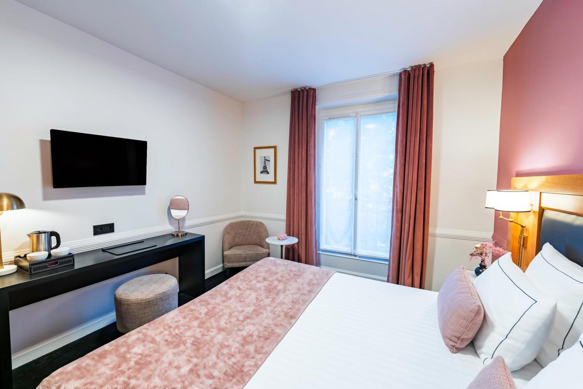 Hotel Le Cercle Tour Eiffel 3*