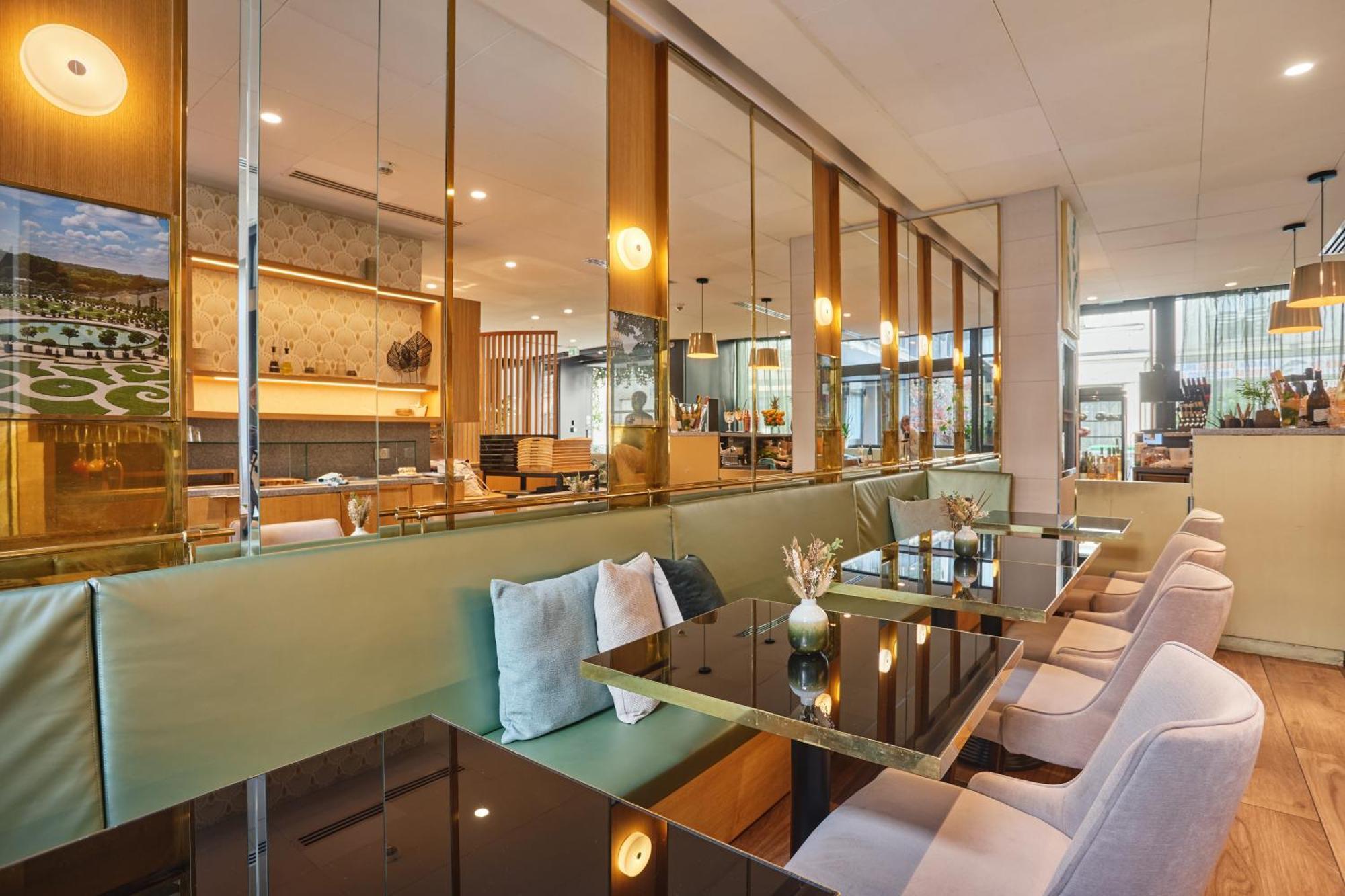 Hotel Jardins De Mademoiselle & 4*