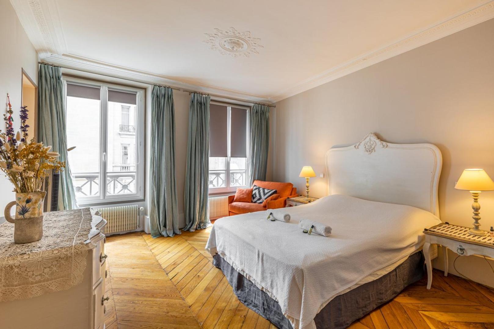 Guestready - Sejour Vintage Dans Le 8e Arr. Apartment