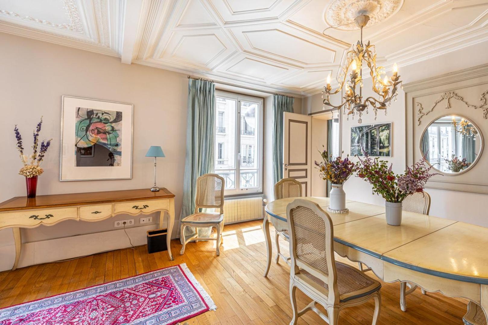 Guestready - Sejour Vintage Dans Le 8e Arr.