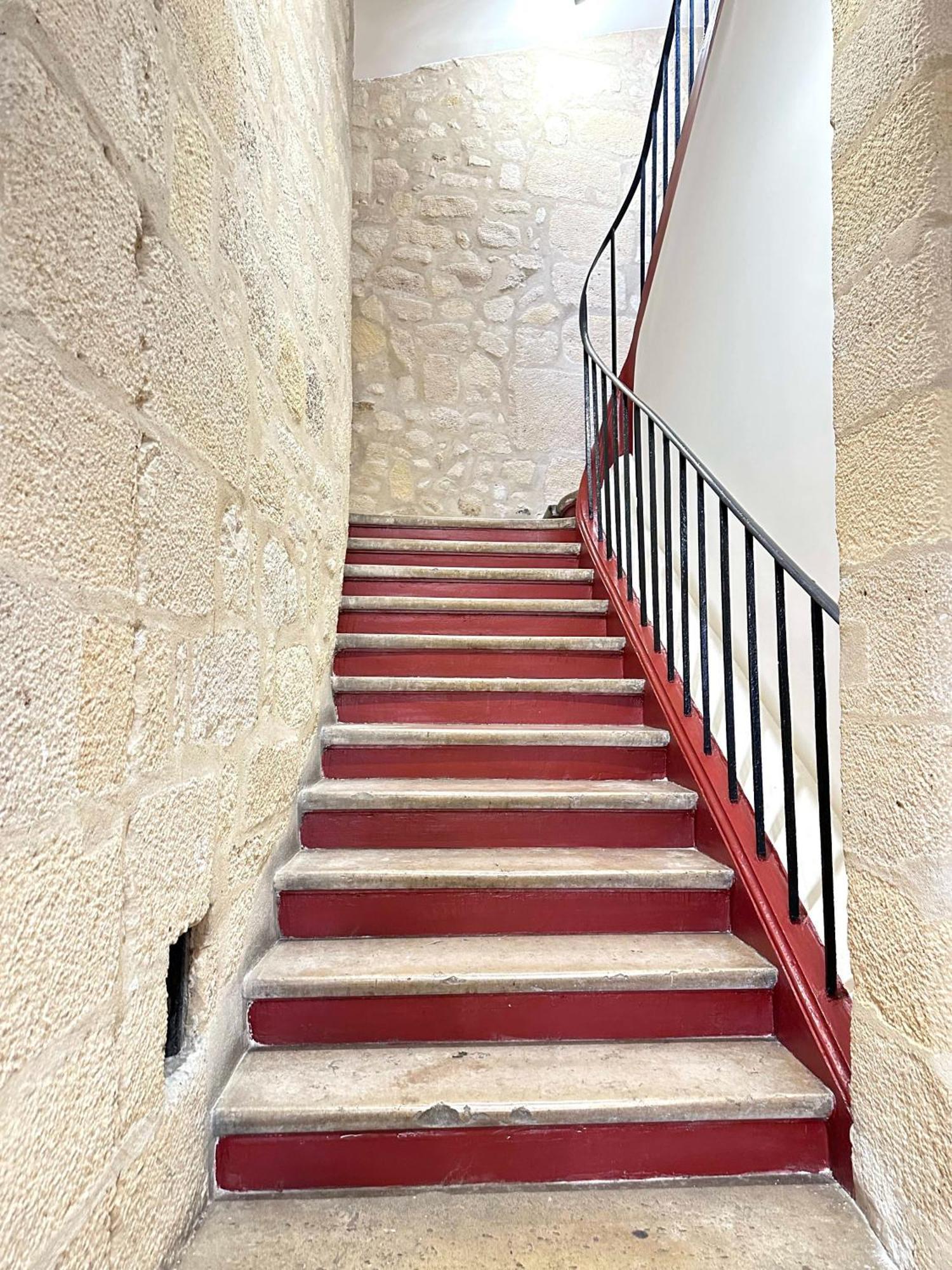 Apartment Stylish Studio Steps From Le Marais Paris