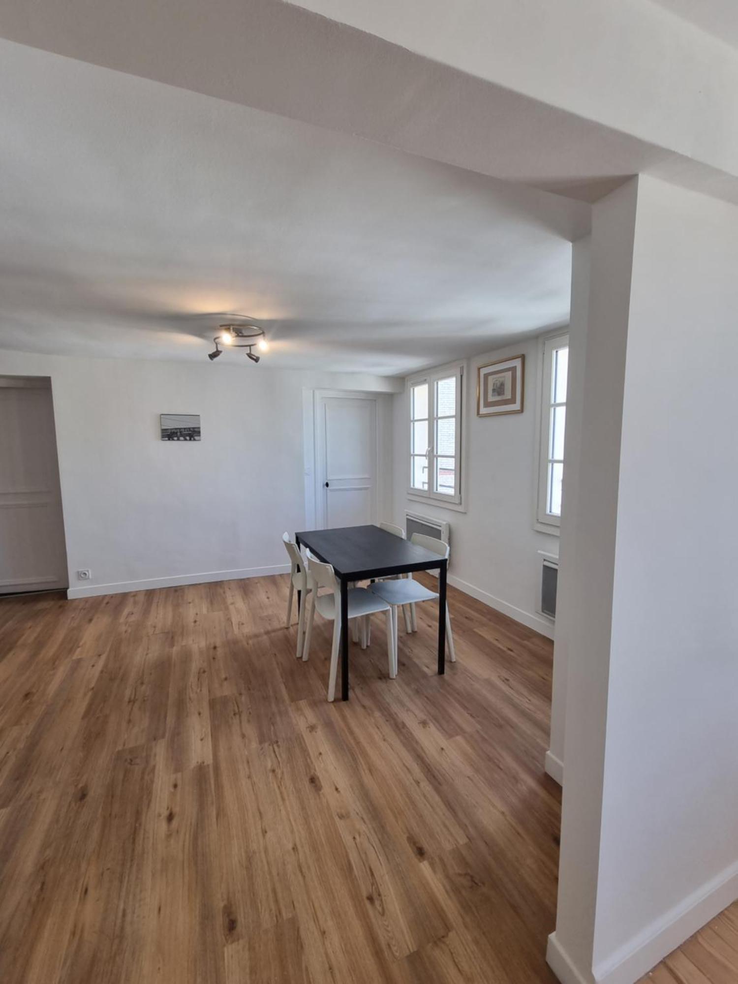 Beau 4 Pieces Au Coeur De Apartamento