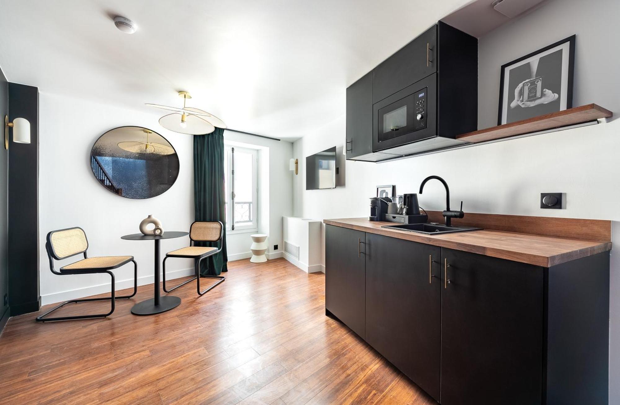 Apartment Makom Montmartre