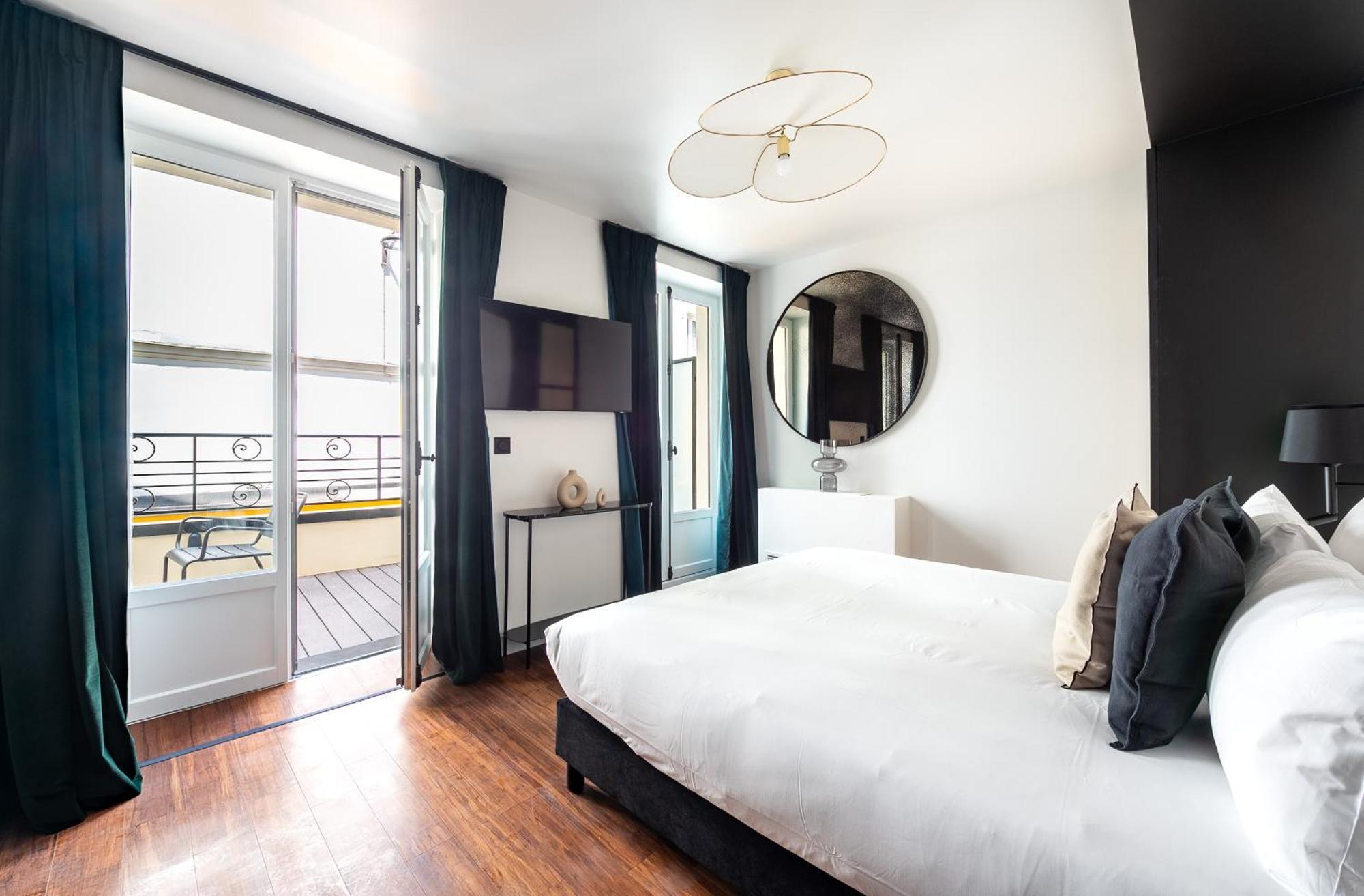Makom Montmartre Apartment *