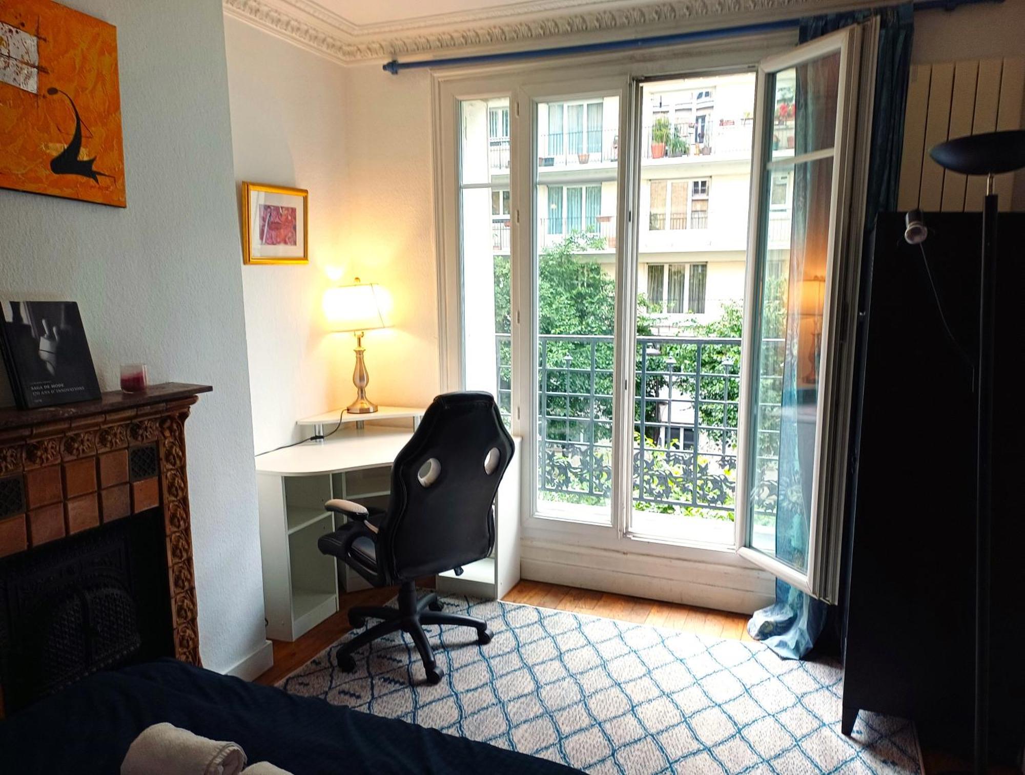 Beautiful 3 Flat - 14percent Sales Park Montsouris In Centre14eme Direct To Airport *