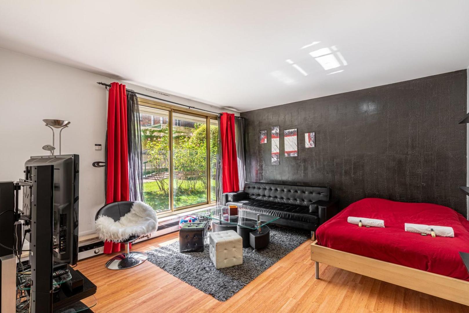 Guestready - Airy With Courtyard View Apartment *