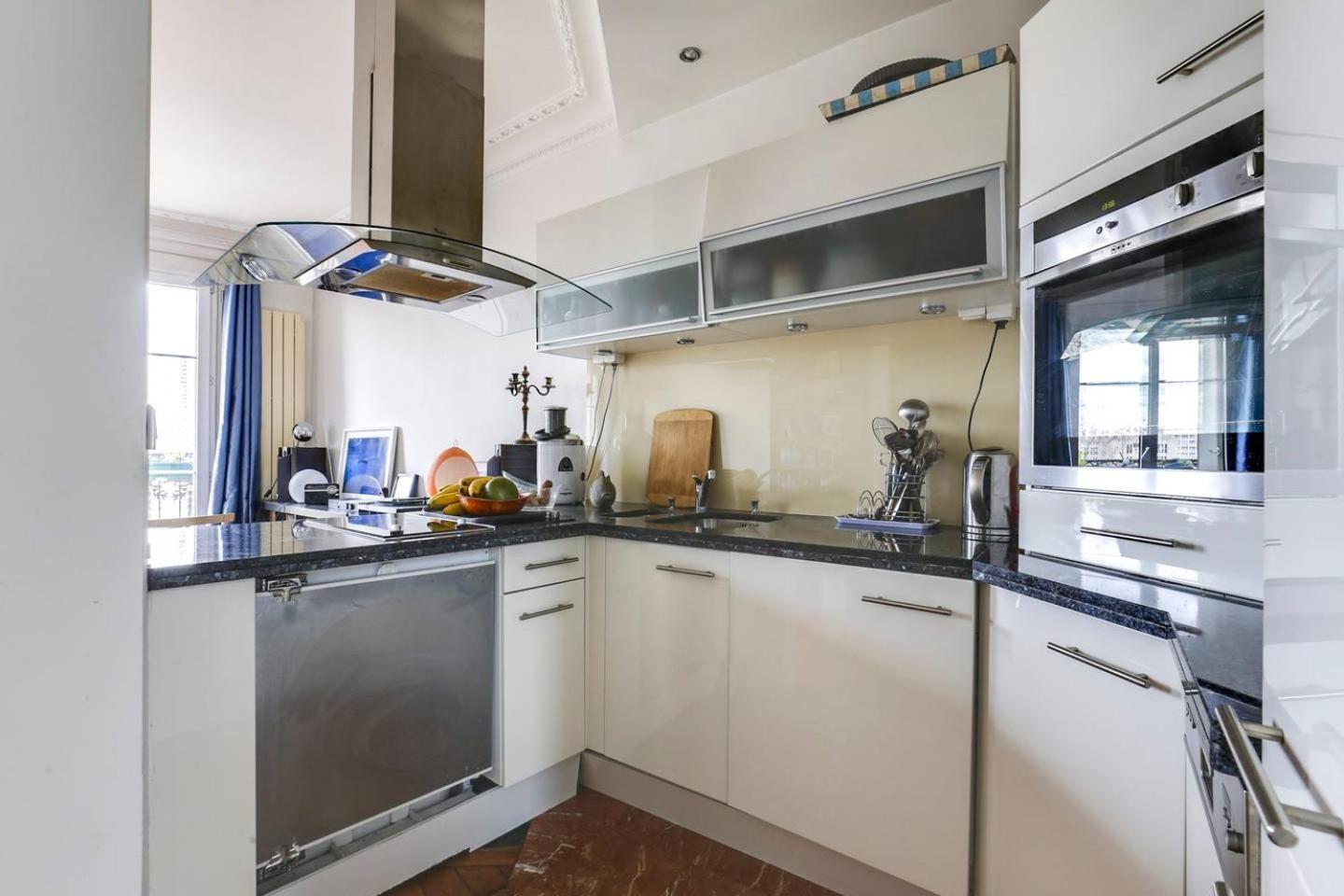 Guestready - Magnifique Buttes Chaumont Appartement Paris