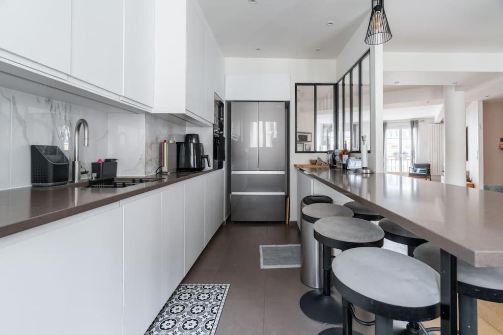 De Prestige Proche Trocadero Apartment