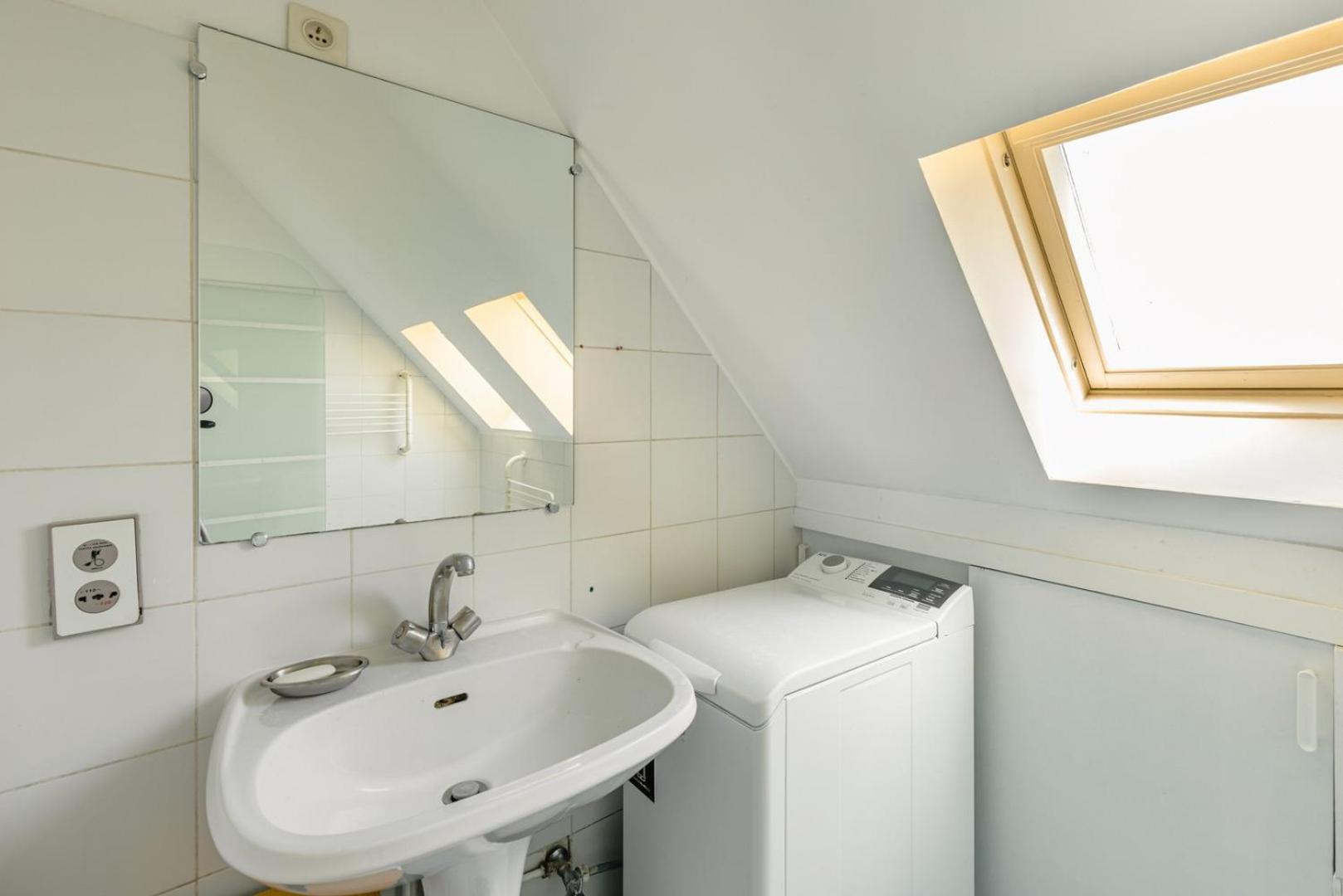 Guestready - 2bdr In Canal St. Martin Apartment *