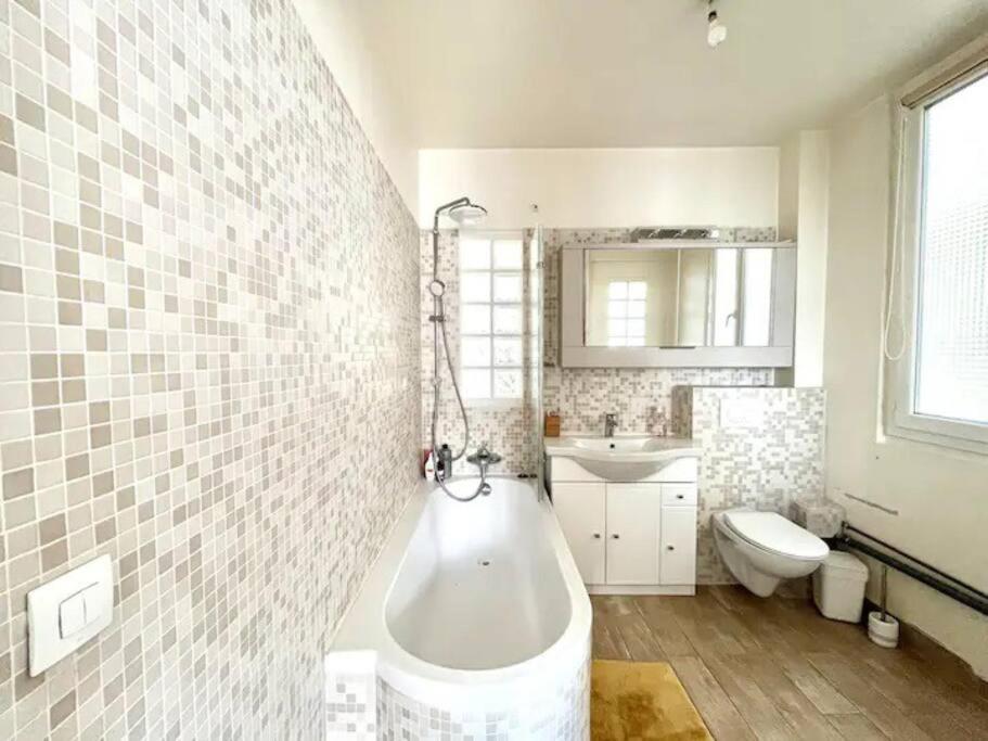 Bel 96m2 16eme Appartement