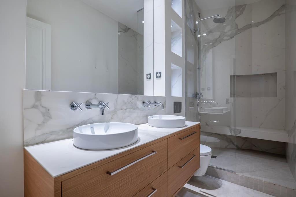 Goodguest- Luxe Stade Tour Eiffel 2bdr *