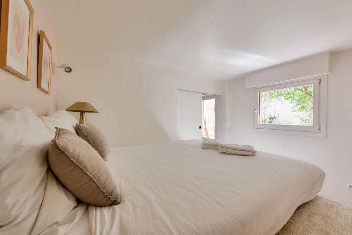 Apartment Garden Luxury Next To Eiffel Tower