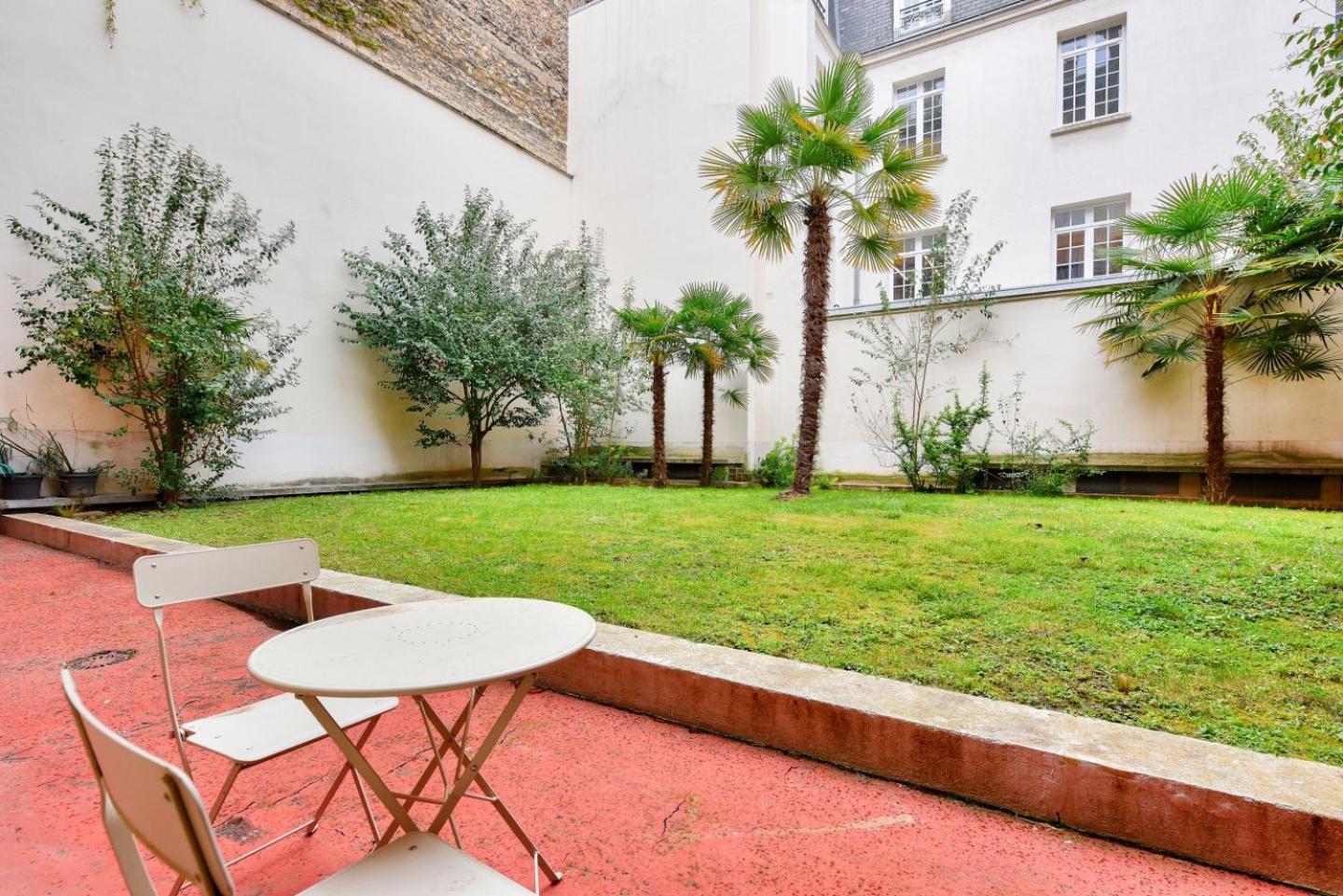 Garden Luxury Next To Eiffel Tower Apartment Paris