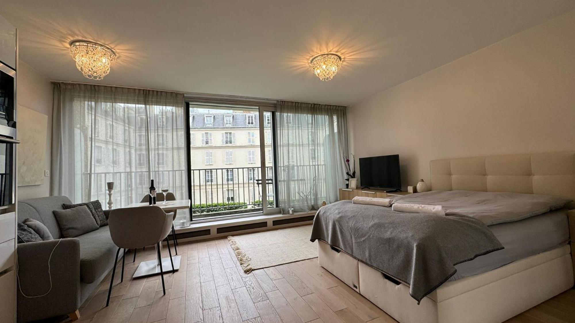 Tour Eiffel Haven Apartment *