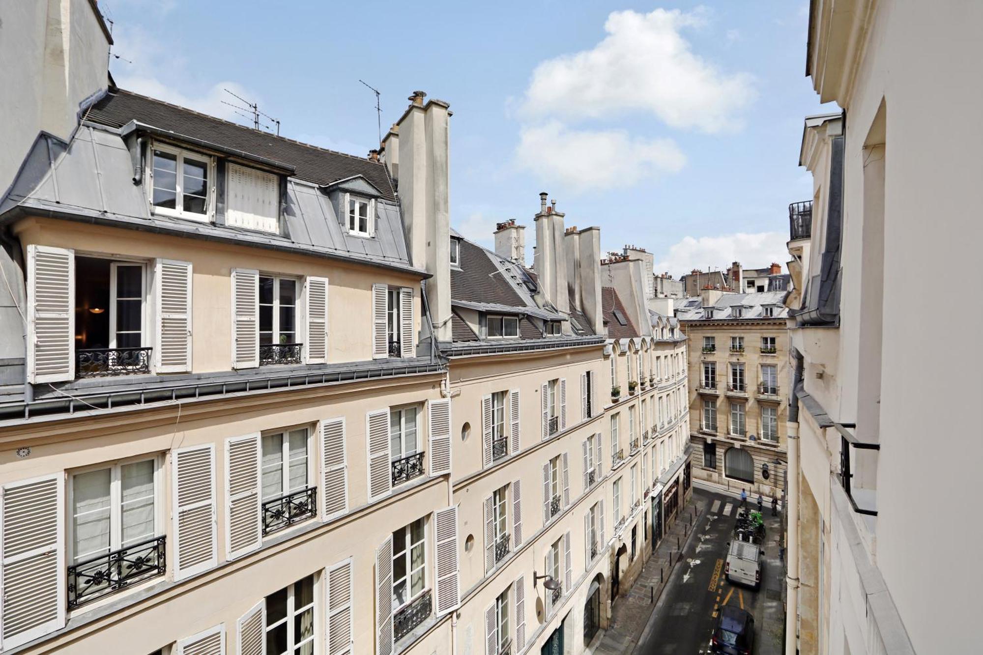 Collection Serviced In Notre Dame - Rue Savoie Apartment *